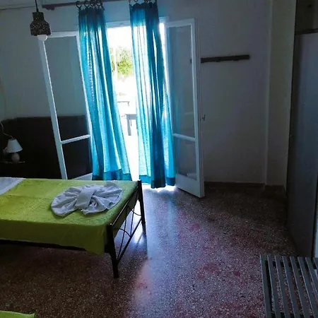 Vassia's * 바니체스