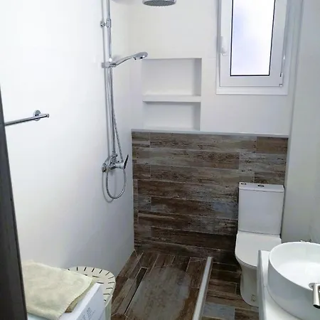 아파트 Vassia's 바니체스