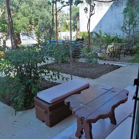 Vassia's Benitses (Corfu)